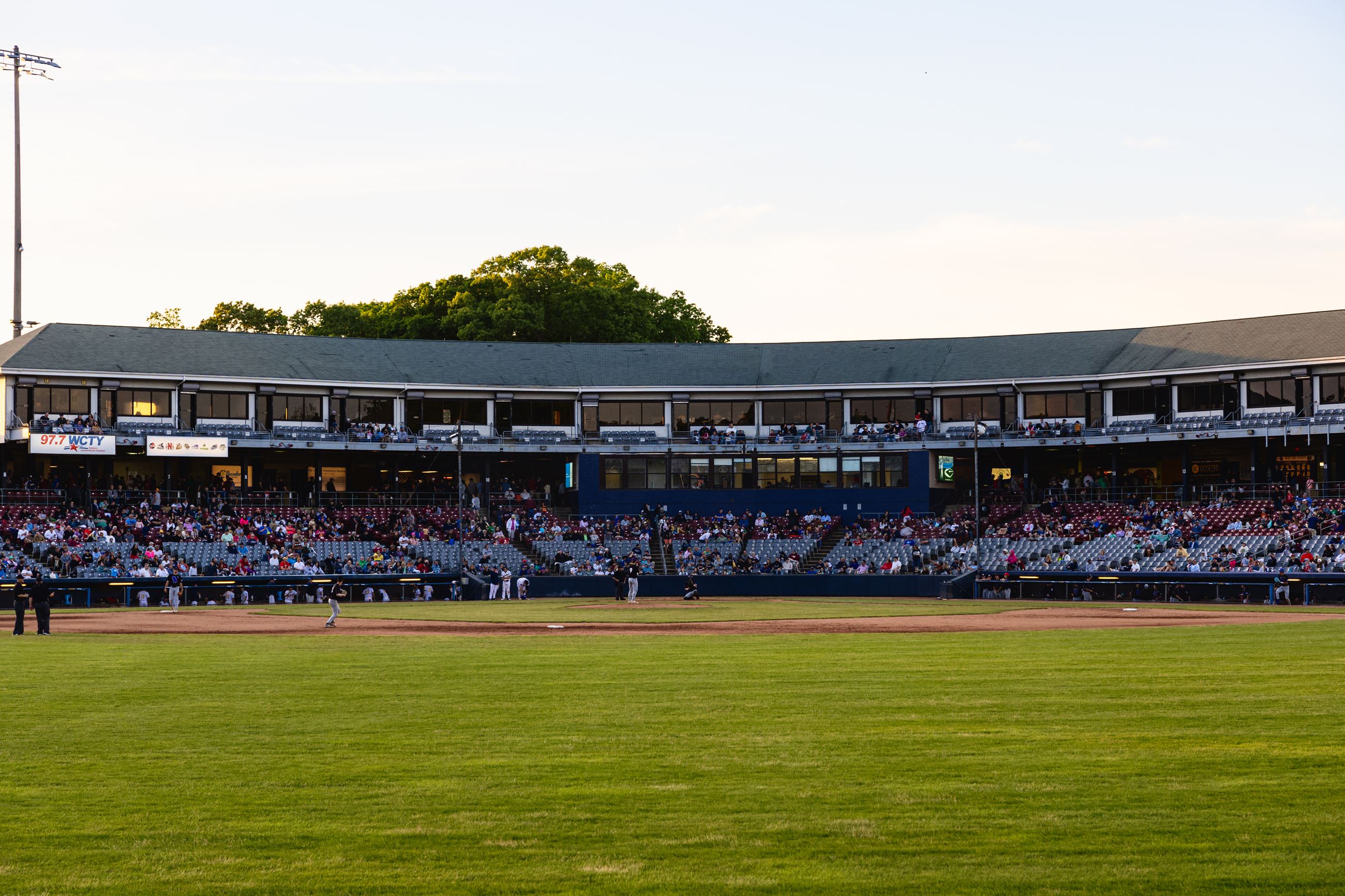 Stadium Field Mid Game