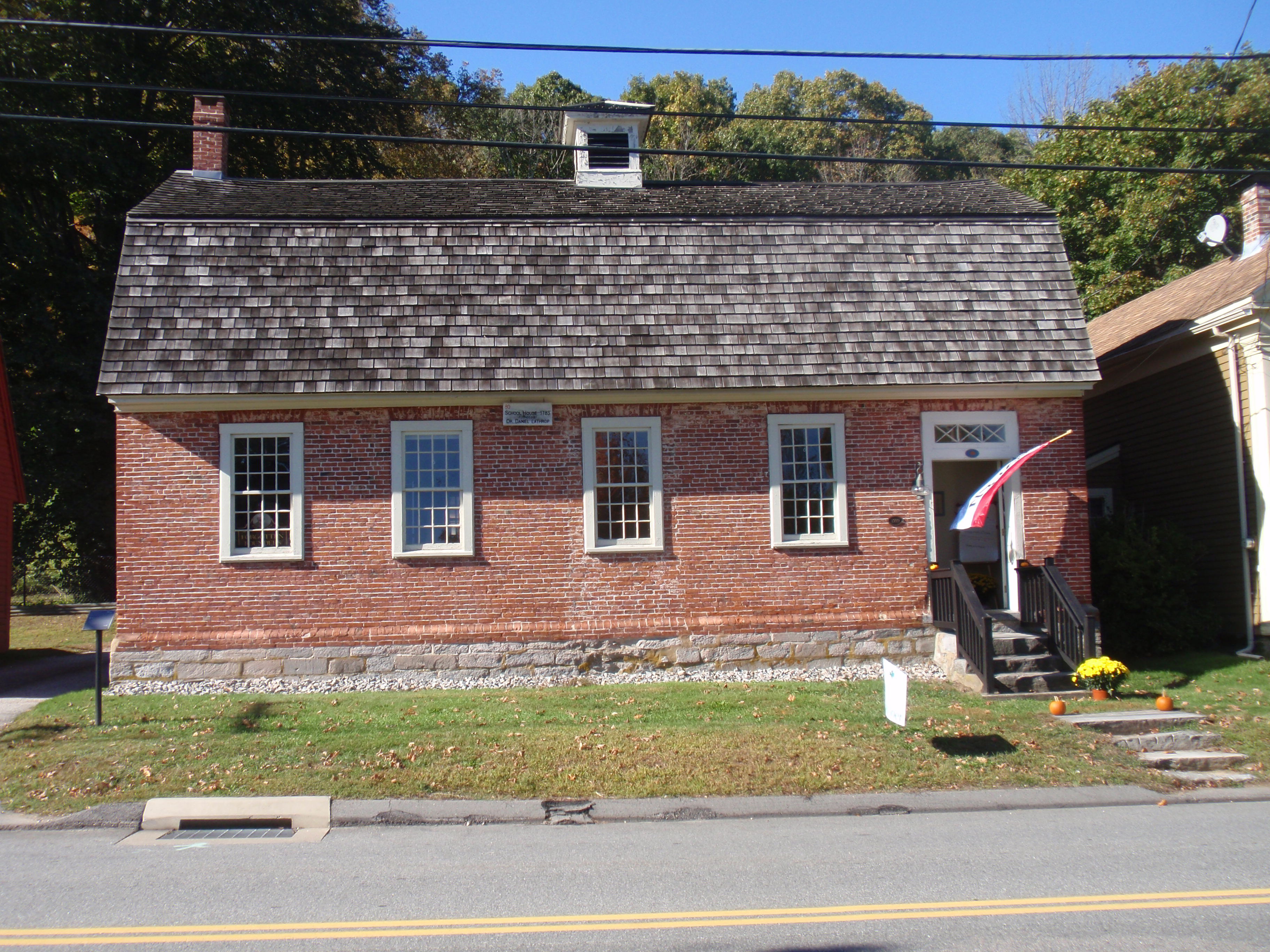 Daniel Lathrop Schoolhouse